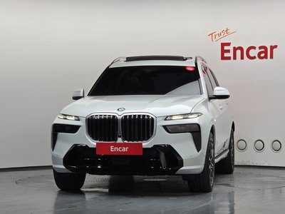 صورة 2 لـ 2025 BMW X7