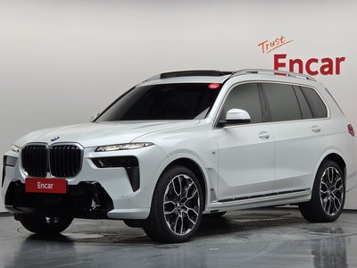 صورة 1 لـ 2025 BMW X7