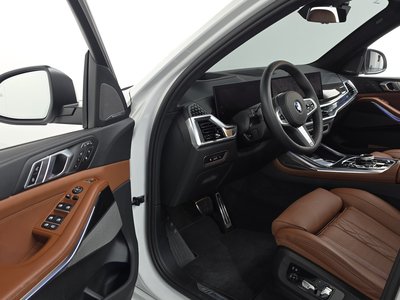 صورة 10 لـ 2025 BMW X7