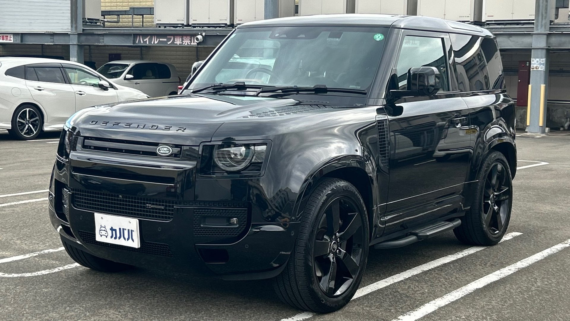 LAND ROVER DEFENDER 90 X DYNAMIC HSE P300 - View 1