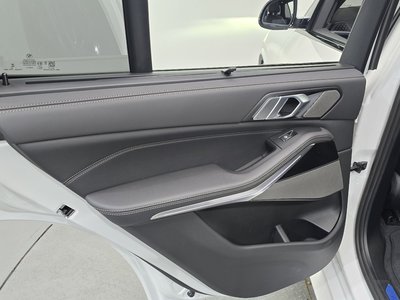 2025 BMW X5 — миниатюра 15