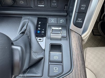 2025 Toyota LAND CRUISER 300 缩略图 38