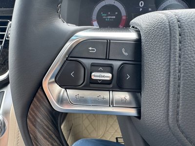 2025 Toyota LAND CRUISER 300 缩略图 35