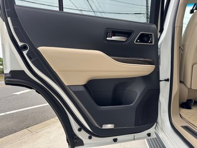 2025 Toyota LAND CRUISER 300 缩略图 63