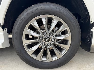 2025 Toyota LAND CRUISER 300 缩略图 64