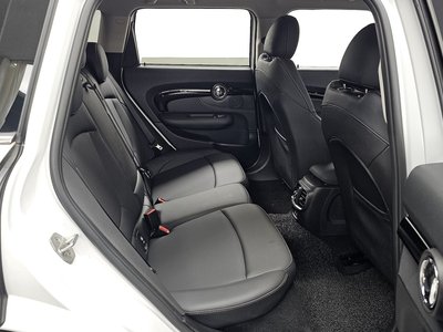 صورة مصغرة 12 لـ 2023 MINI COOPER CLUBMAN