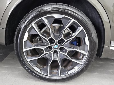 2025 BMW X7 照片 6
