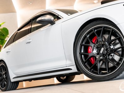 AUDI RS4 - 10