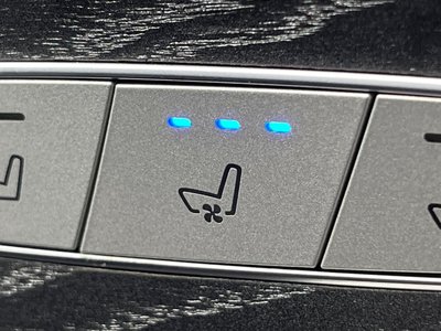 MERCEDES-BENZ GT AMG - 6