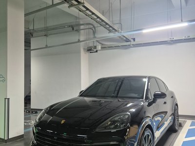 2020 Porsche CAYENNE photo 7