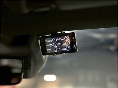 MERCEDES-BENZ GLC - 9