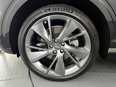 صورة 6 لـ 2022 Genesis GV70