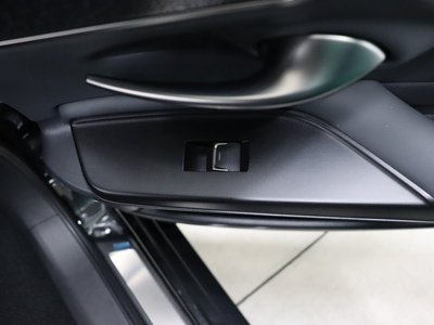 صورة مصغرة 19 لـ 2021 Lexus ES