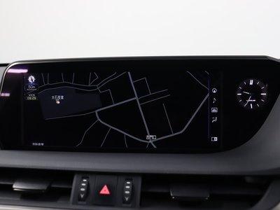 صورة مصغرة 22 لـ 2021 Lexus ES