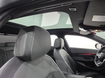 صورة مصغرة 18 لـ 2025 BMW 5 SERIES
