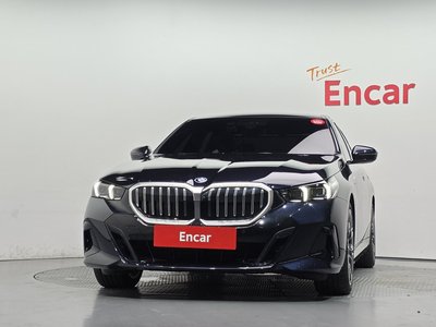 صورة 2 لـ 2025 BMW 5 SERIES