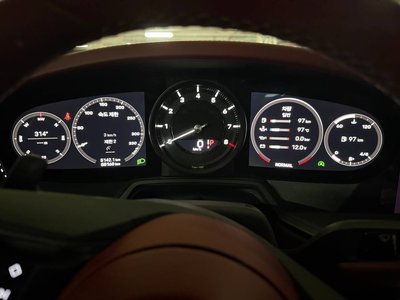 PORSCHE 911 - 6
