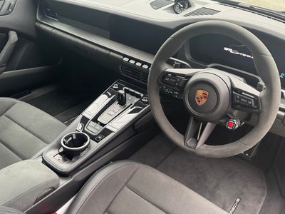 PORSCHE 911 CARRERA GTS PDK - 5