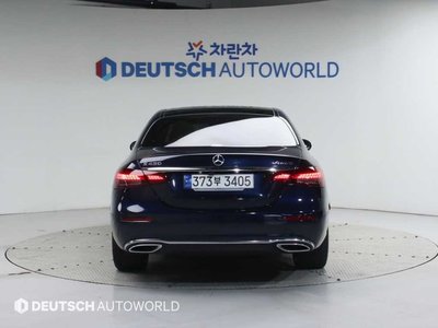 MERCEDES-BENZ E-CLASS - 3