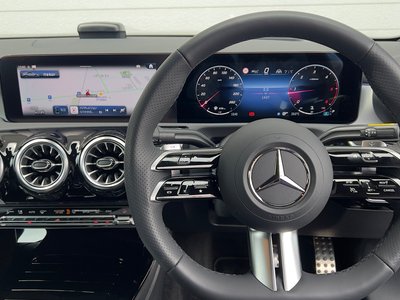 MERCEDES-BENZ CLA - 7