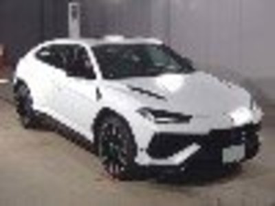 LAMBORGHINI URUS - 1