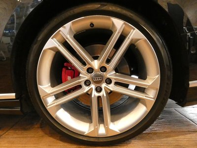 صورة مصغرة 59 لـ 2020 AUDI S8