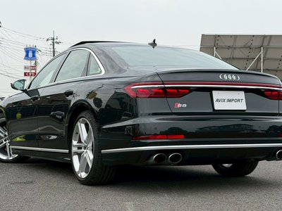 AUDI S8 - 3