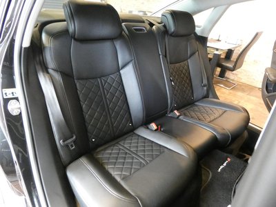 صورة مصغرة 77 لـ 2020 AUDI S8