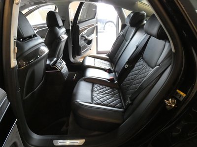 صورة مصغرة 81 لـ 2020 AUDI S8