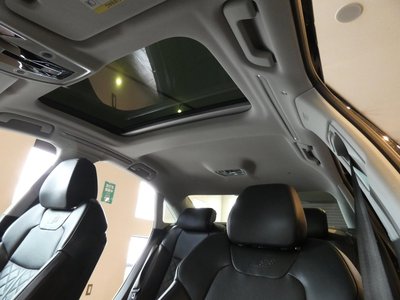 صورة مصغرة 16 لـ 2020 AUDI S8