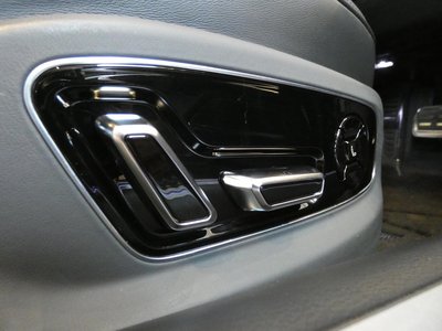 صورة مصغرة 95 لـ 2020 AUDI S8