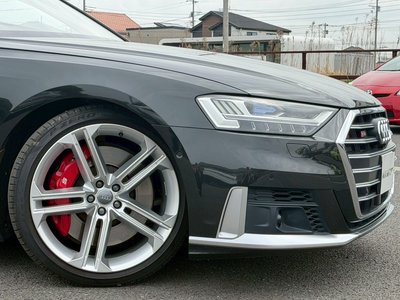 AUDI S8 - 6