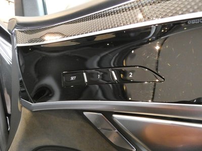 صورة مصغرة 94 لـ 2020 AUDI S8