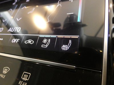 صورة مصغرة 91 لـ 2020 AUDI S8