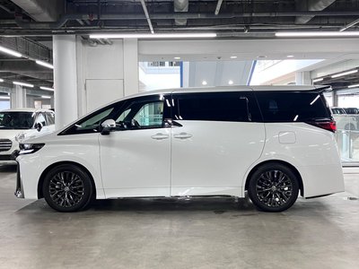 2023 Toyota VELLFIRE — фото 3
