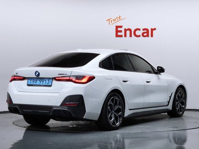2023 BMW I4 photo 4