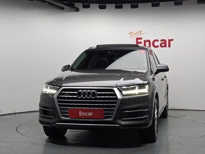 AUDI Q7 - 2