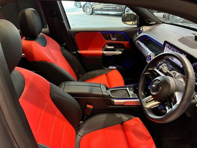 2026 Mercedes-BENZ GLB AMG — миниатюра 14