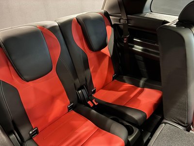 2026 Mercedes-BENZ GLB AMG — миниатюра 38