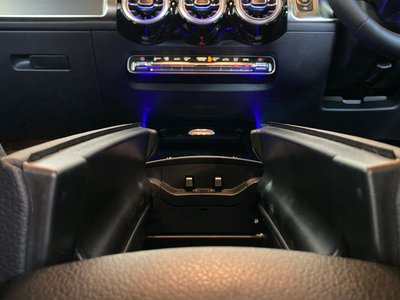 2025 Mercedes-BENZ GLB — миниатюра 16