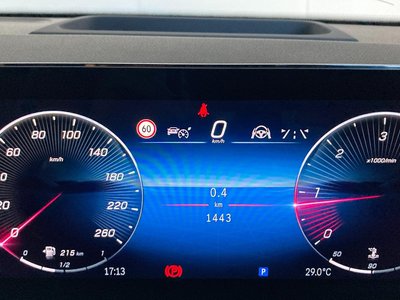 2025 Mercedes-BENZ GLB — миниатюра 19