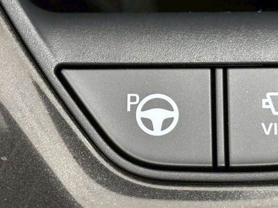 TOYOTA CROWN SPORT - 9