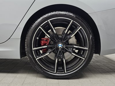 صورة 9 لـ 2024 BMW 3 SERIES