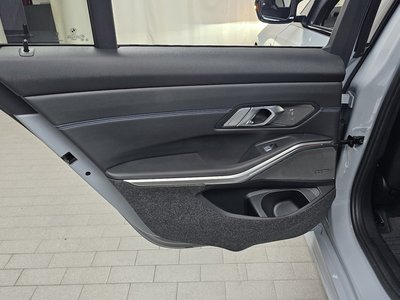 2024 BMW 3 SERIES 缩略图 16