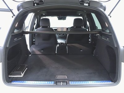 صورة مصغرة 32 لـ 2022 Mercedes-BENZ GLC