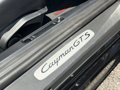2015 Porsche CAYMAN 缩略图 29