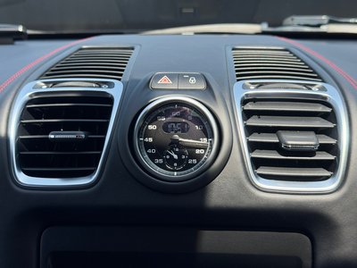 2015 Porsche CAYMAN 缩略图 39