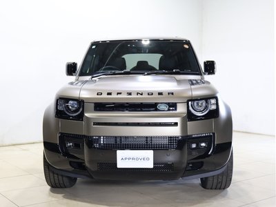 LAND ROVER DEFENDER - 8