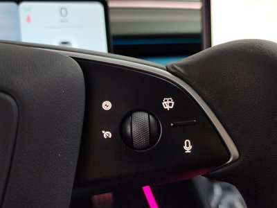 2024 Tesla MODEL 3 — миниатюра 23