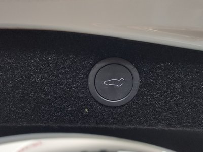 2024 Tesla MODEL 3 — миниатюра 24